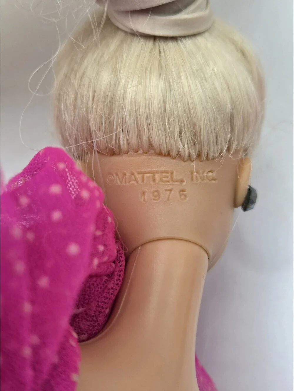 Barbie 1990 Happy Holidays Special Edition Hot Pink  Doll Vintage